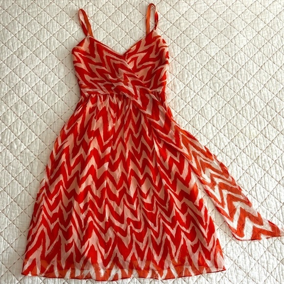 Milly of New York Dresses & Skirts - Milly of New York chiffon dress